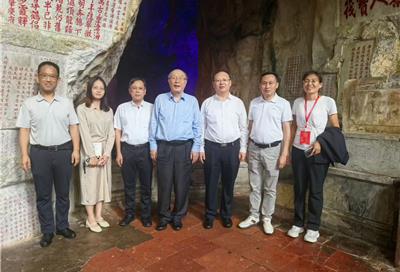 黄奇帆在2025外贸总裁峰会：抓住制度型开放、数字绿色双轮驱动、离岸功能三位一体的新红利