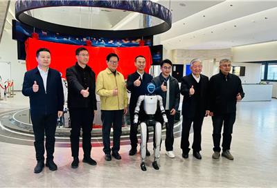 把脉数字经济发展 助力企业创新升级 程路、侯云春、李国斌一行赴苏州京漫科技调研座谈